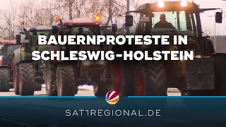 Bauernproteste TreckerKolonnen in SchleswigHolstein [upl. by Sherfield]