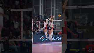 Mega rally Pinerolo Cuneo iLoveVolley TheGoldenAge Volleyball Volley Pallavolo [upl. by Vivl603]