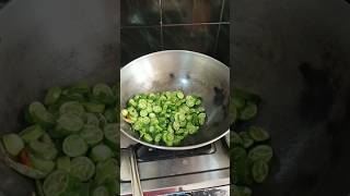 Kundru fry अपना राजा जी के दिलवा काहे food shortvideo mnpgeet oneminuterecipes cooking [upl. by Llenej682]