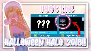 I GOT THE HALLOWEEN HALO 2018 Royale High Trading [upl. by Oznol]