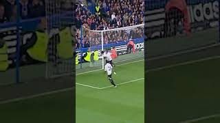 TIM CAHILL SCORES INCREDIBLE BICYCLE KICK AT CHELSEA everton football premierleague chelsea [upl. by Regnij]