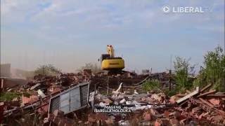 Casas do Residencial Capivara são demolidas [upl. by Bain]