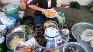 Burmese Street Food Adventures  Burmese Breakfast Noodles [upl. by Jephum164]