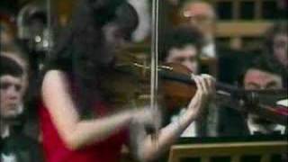 A Suwanai plays Paganini Violin Concerto No1 3 of 5 [upl. by Feodora]