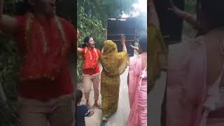 Duniya ke system chalave li mai dancequeendiv shorts bhojpuribhakti bhojpuri matarani [upl. by Ailima]