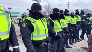 Räumung der TruckerBlockade in Kanada hat begonnen [upl. by Canotas782]