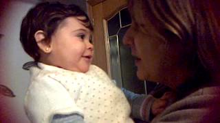 bebe de 12 meses hablando con la abuelita [upl. by Brynne]