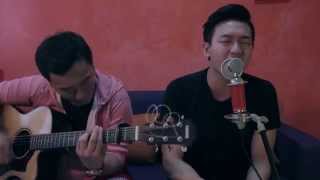 Maroon 5  Unkiss Me Acoustic Cover ft Andre Ian [upl. by Seward]