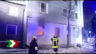 Wohnungsbrand in Gladbeck  Sieben Verletzte [upl. by Agata]