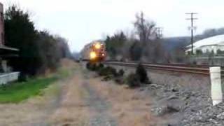 VRE 306 goes through Quantico with F40 [upl. by Margaret]