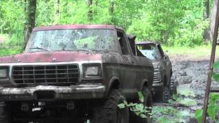 Mud Bogging 1979 Ford BRONCO Oakville  Waltz Milan [upl. by Jagir]