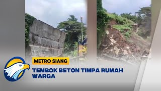 DetikDetik Robohnya Tembok Beton Timpa Rumah Warga [upl. by Drusilla]