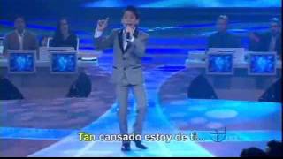 HIROSHI cantando quotEs mejor asiquot en Pequeños Gigantes [upl. by Greenwell]