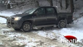 Toyota Hilux 25l D4D 4x4 explicit video 4 of 6 [upl. by Jarvis]