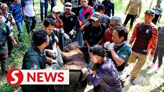 Ulu Kuang villagers relieved as Yop Kuang walks into trap set by Perhilitan [upl. by Claudian]