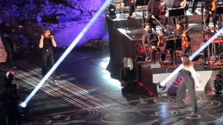 Laura Pausini feat Paola Cortellesi in quot Non mi chiedermiquot Taormina 18052014 [upl. by Gnof]