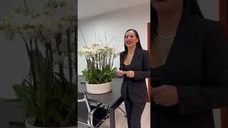 ¡ESTOY CONTENTA SANDRA CUEVAS PRESUME FLORES de ADRIÁN RUBALCAVA SandraCuevas AdriánRubalcava [upl. by Bethanne761]