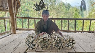 The 19yearold girl builds roads weaves chicken cages and picks papayas to sell at the market [upl. by Ainessej]