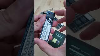 form factors of solid state drives 25 vs M2 vs AIC ssds pc pctips pcbuilding mryeester [upl. by Obara379]