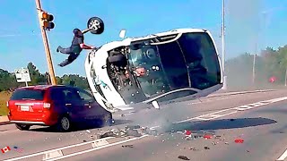 Luckiest or UnluckyShocking MomentBEST OF SEMITRUCK CRASHESSuch unbelievable moments in Internet [upl. by Alysa139]