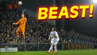 How To Jump Like Cristiano Ronaldo Tutorial  Boost Your Jumping Power [upl. by Dede]