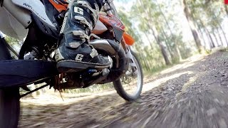 Fastway Evolution Air footpegs review︱Cross Training Enduro [upl. by Borroff]