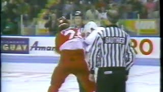 Bob Probert vs Tim Hunter Round 2 [upl. by Paloma320]