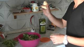 Video Ricetta Pasta al Pesto [upl. by Nosliw767]