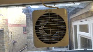 Using the Xpelair GXC6 kitchen window fan again to extract the air out of the kitchen [upl. by Natfa355]