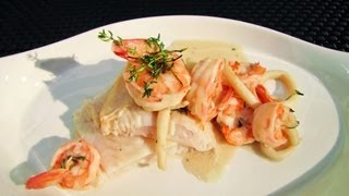 Receta Róbalo en salsa marinera [upl. by Blaise]