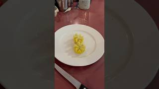 Couper un citron façon gastronomique😯 cut a lemon gourmet style😳 [upl. by Pazit]