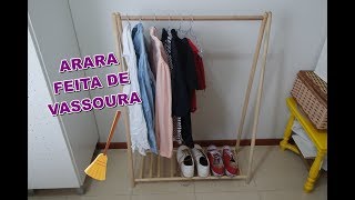 ARARA DE ROUPAS feita com cabo de vassoura [upl. by Annuahs]