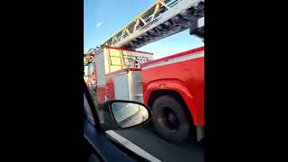 Brandweer hoogwerker 256152 van Emmeloord [upl. by Adnalram308]