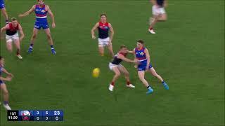 Marcus Bontempelli  Round 21 2024 1st Quarter Highlights  Bulldogs vs Melbourne  Just Bont Things [upl. by Prospero]