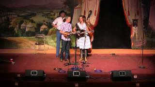 09 Foghorn Stringband 20140118 Pretty Little Miss Out In The Garden [upl. by Sugar]