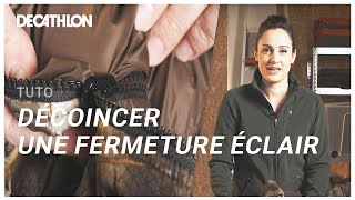 TUTO  Comment décoincer la fermeture éclair dune veste  ⛰️ I Decathlon [upl. by Auqinet808]