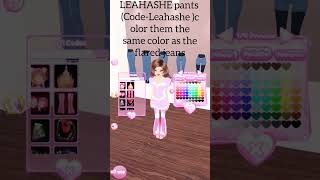 Flared leg warmers in DTI roblox shorts dresstoimpress [upl. by Baecher]