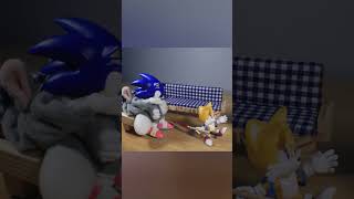 Tails watches a scary movie HalloweenWithShorts [upl. by Korey]