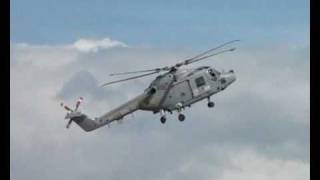 Royal Navy Lynx HAS3 815 Sqn at the East Fortune Airshow 2009 [upl. by Jumbala]