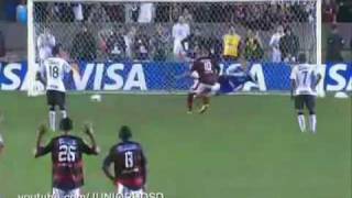 Flamengo 1X0 Corinthians Adriano Gol 28042010 Libertadores 2010 [upl. by Torrence]