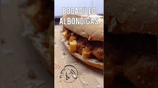 Bocadillo de albóndigas [upl. by Krakow]