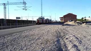 Great sound Finnish night express train P 263 leaves Kemi with double Dr16 traction [upl. by Curtice845]