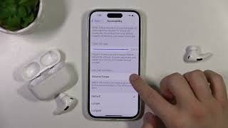 Geste de contrôle du volume sur AirPods Pro 2  comment lactiver et le désactiver [upl. by Ives]