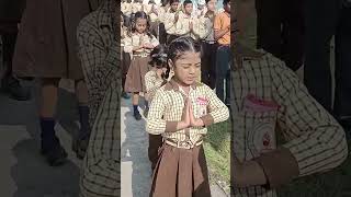 Prayer karte prakash school ke bachche [upl. by Bilbe650]