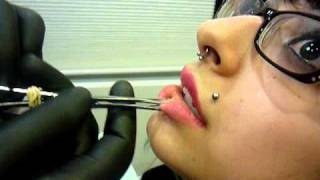 Mayra getting her Vertical Labret Piercing [upl. by Nahrut]