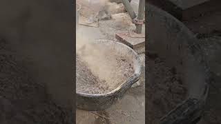 Mixing ecofriendly building mortar ecofriendly earth nautral lime [upl. by Bridge]