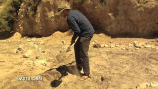 Brad Lancaster demo Learn how to build a Berm with a bunyip water level [upl. by Kattie]