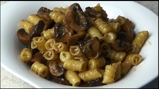 Nudeln in Veganer Pilz Balsamico Sahne Sauce [upl. by Tedmann]