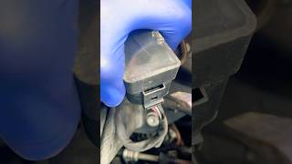 Mercedes gl450 air valve block removal [upl. by Natelson]