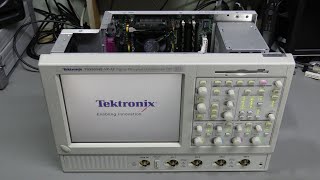 122  Tektronix TDS5054BNVAV oscilloscope repair [upl. by Aivilys]